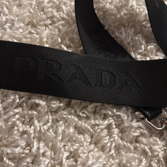 Prada shoulder bag - Picture 4 of 7